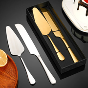 Нож и шпатула за торта – Перфектният комплект за прецизно рязане и сервиране