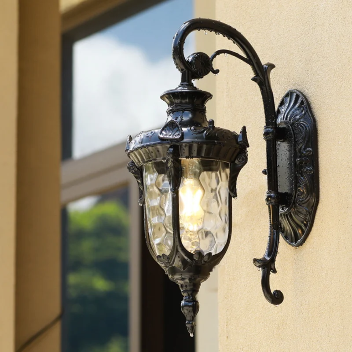 Класическа модерна водоустойчива LED стенна лампа – за вътрешно и външно осветление