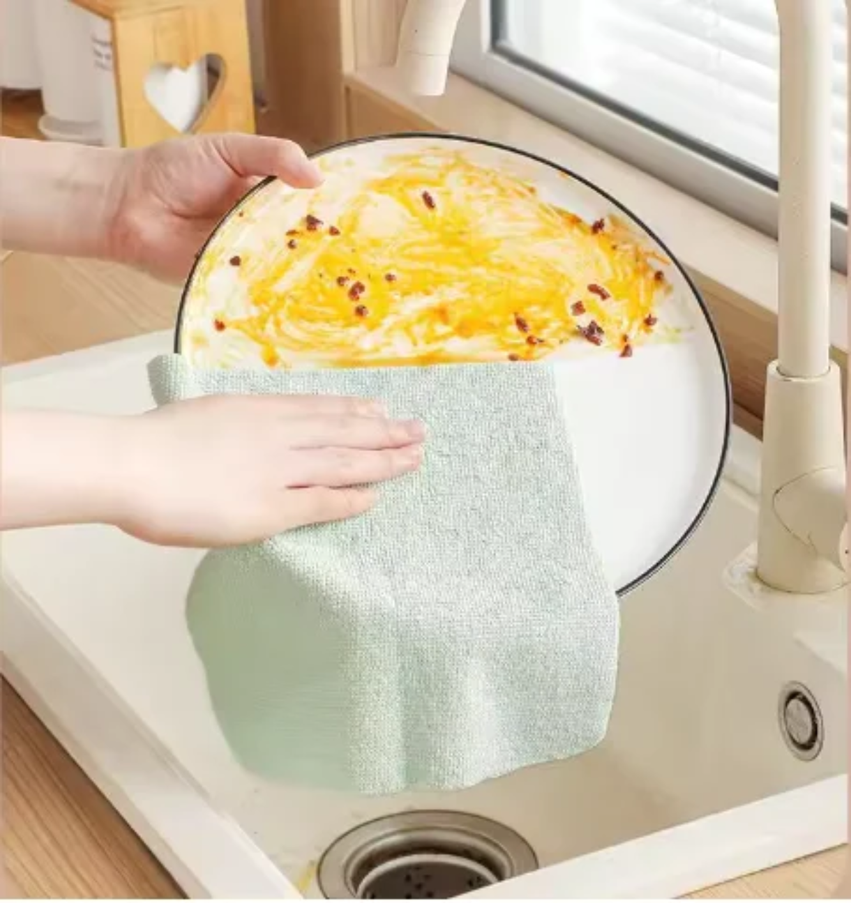 Микрофибърни кърпи за кухня и домакински нужди