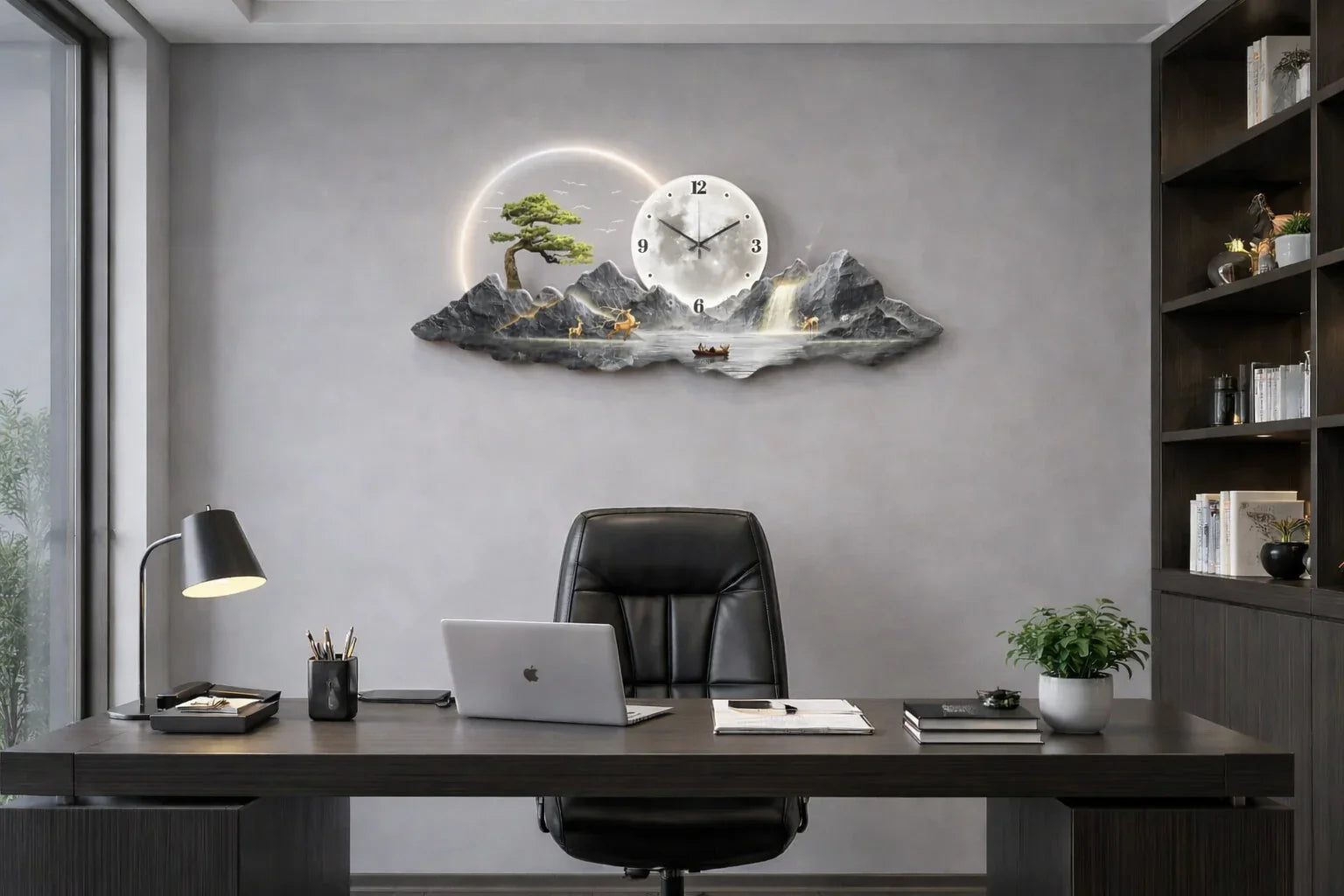 Модерен офис с декоративен стенен часовник с планински пейзаж, лодка и дърво.