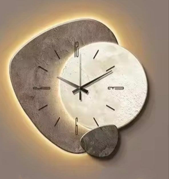 Декоративен стенен часовник с LED осветление