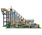 Конструктор влакче на увеселителен парк с жълти и сини релси, играчка за деца