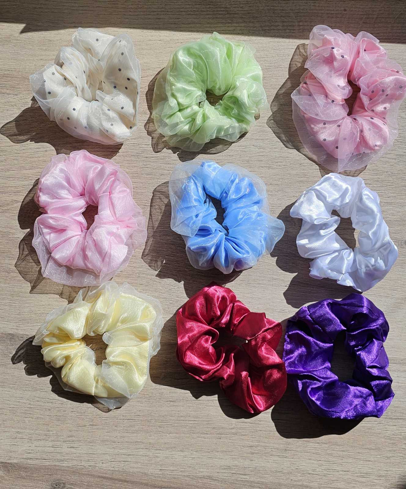 Скрънчи за коса с LED светлини