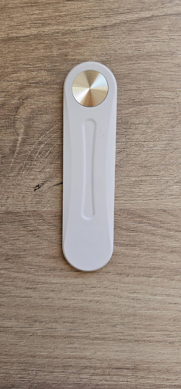 Магнитна стойка за смартфон за лаптоп